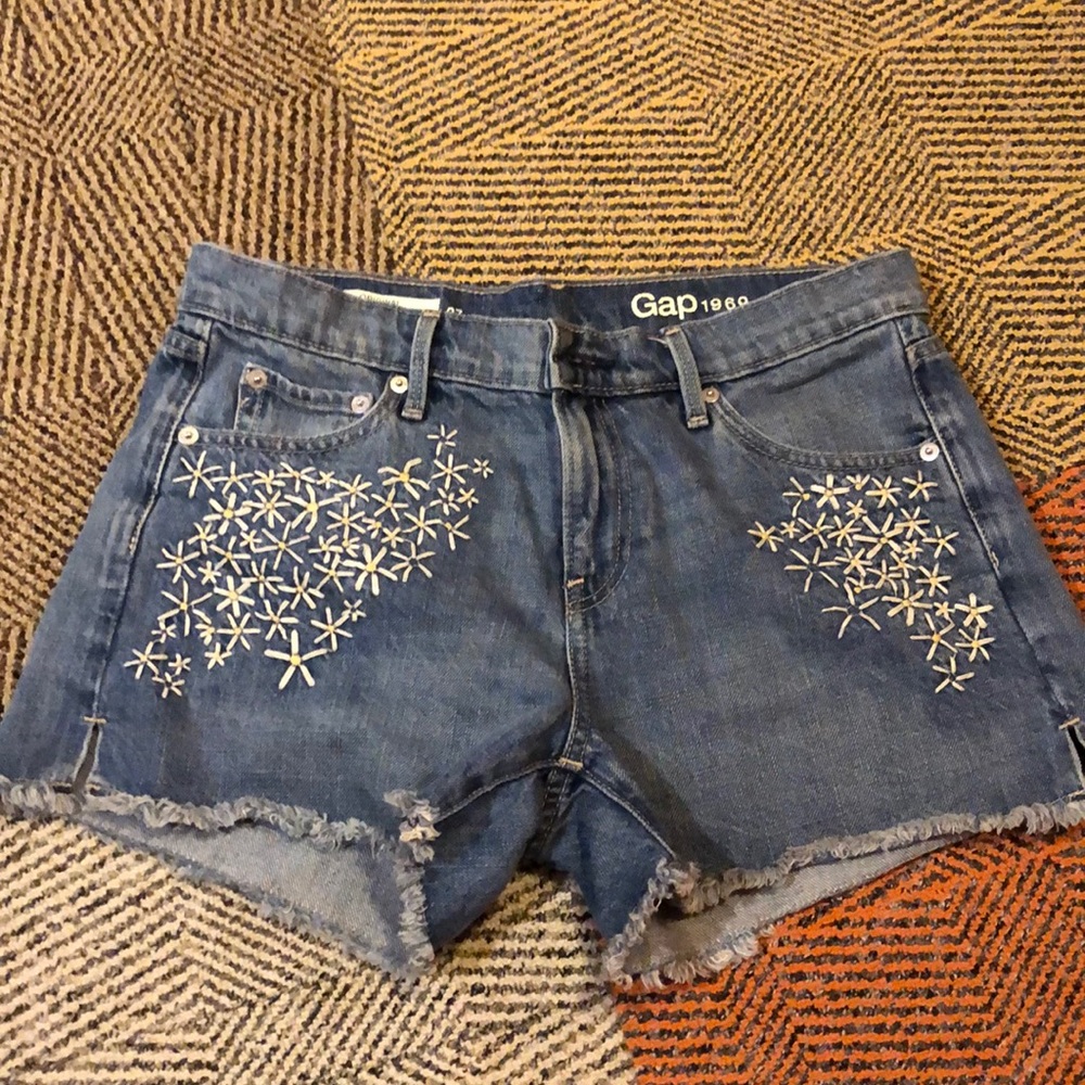 Gap original best girlfriend daisy short size 27
